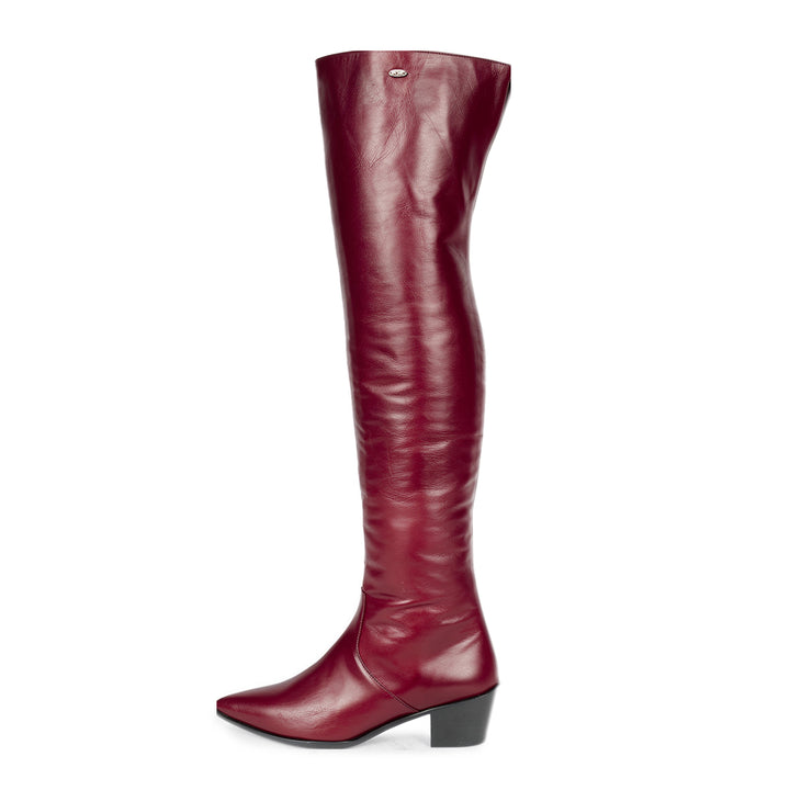 Botas puntiagudas con tacón plano (modelo 180) cuero burdeos