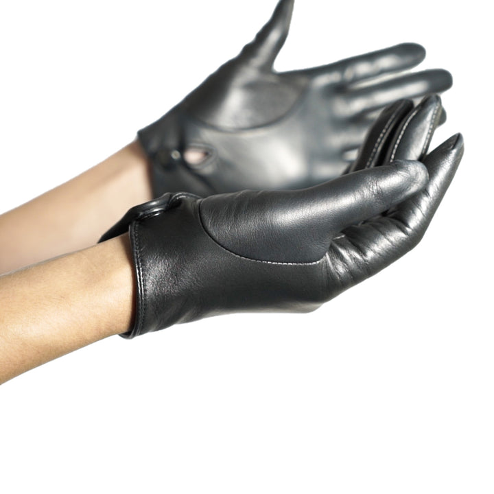 Short leather gloves with button (model 210) leather red