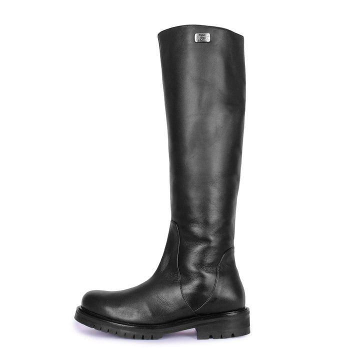 Knee-high leather boots with profile sole (model 409) leather black