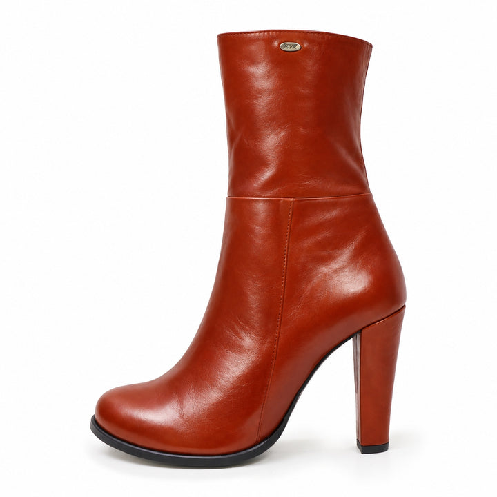 Ankle boots with wide heel (model 802) leather cognac