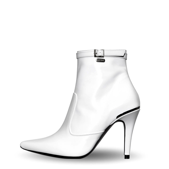 Ankle boots with narrow strap (model 811) leather white