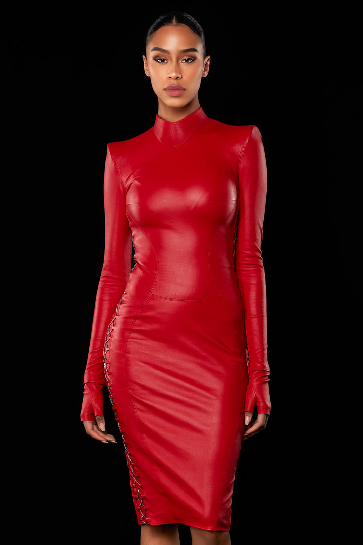 APHERO Kleid aus Stretchleder mit Schnürung langarm rot