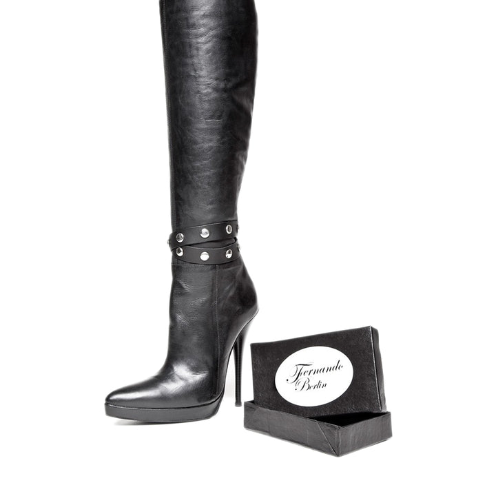 Braceletes de bottes doubles avec rivets et bouton (P2)